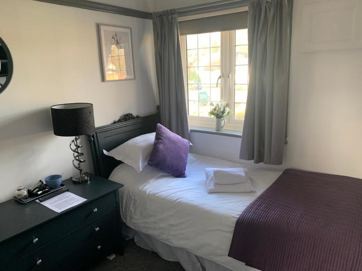 The George Inn Middle Wallop Stockbridge  Kamer foto